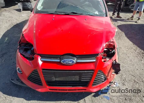 2012 Ford Focus Se z USA, uszkodzony, nr VIN 1FAHP3K23CL370012